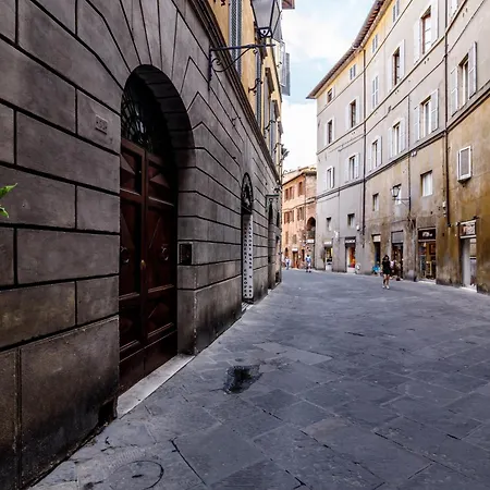 Apartment With Stunning Church Of San Domenico View