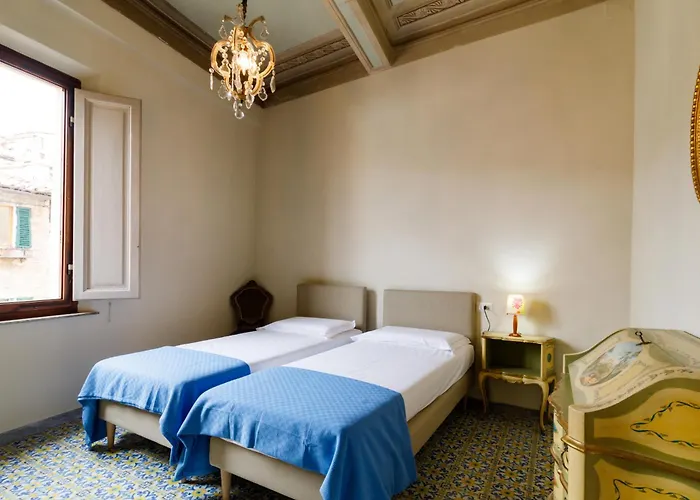 Guesthost - Stunning Church Of San Domenico View * Sienne