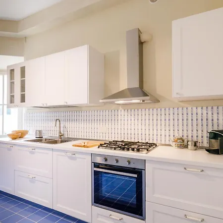 Guesthost - Stunning Church Of San Domenico View 锡耶纳