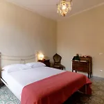 Apartment Guesthost - Stunning Church Of San Domenico View